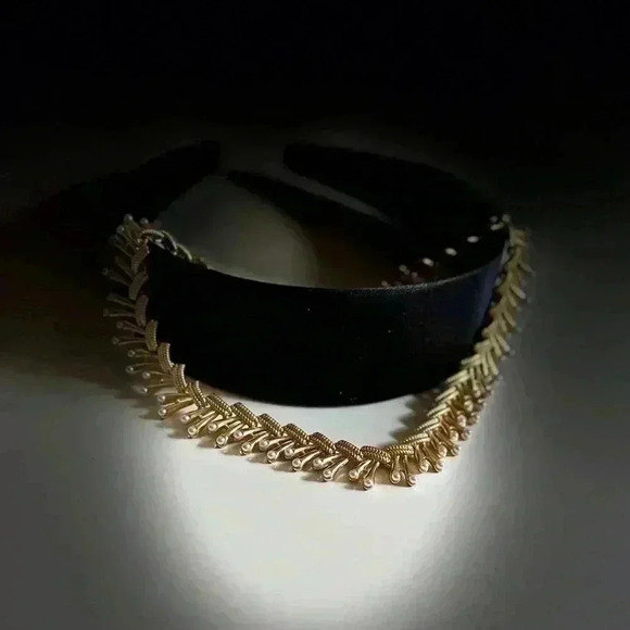 Luxury European Retro Style Necklace - Picture 1 of 11